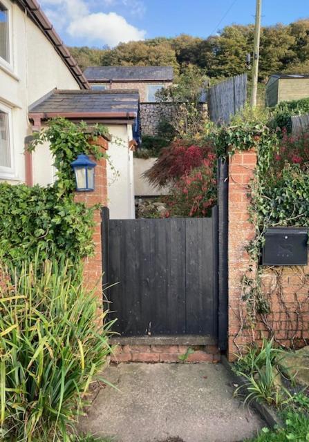 Trinity Cottage Welshpool Esterno foto